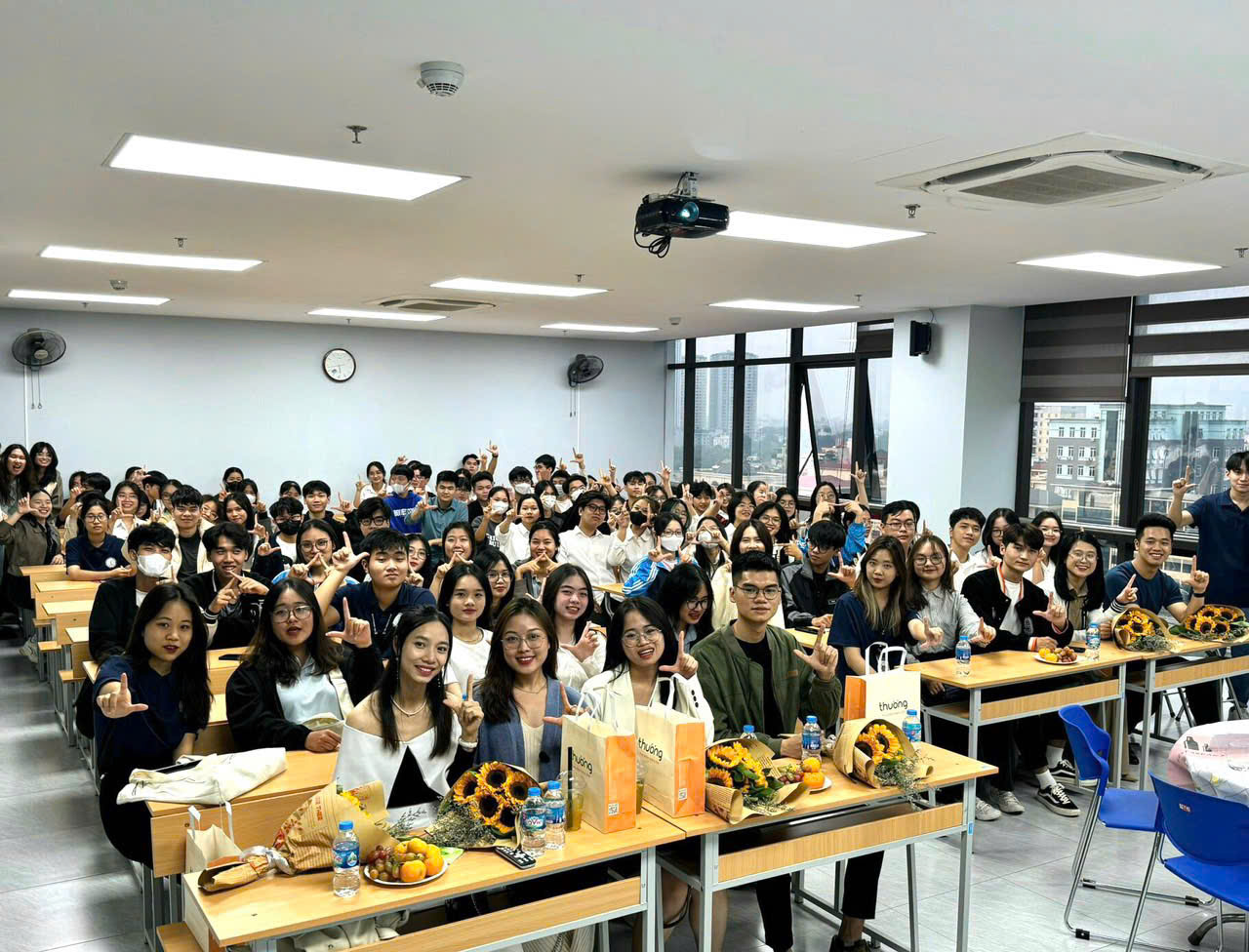 Một buổi gặp gỡ cùng sinh viên