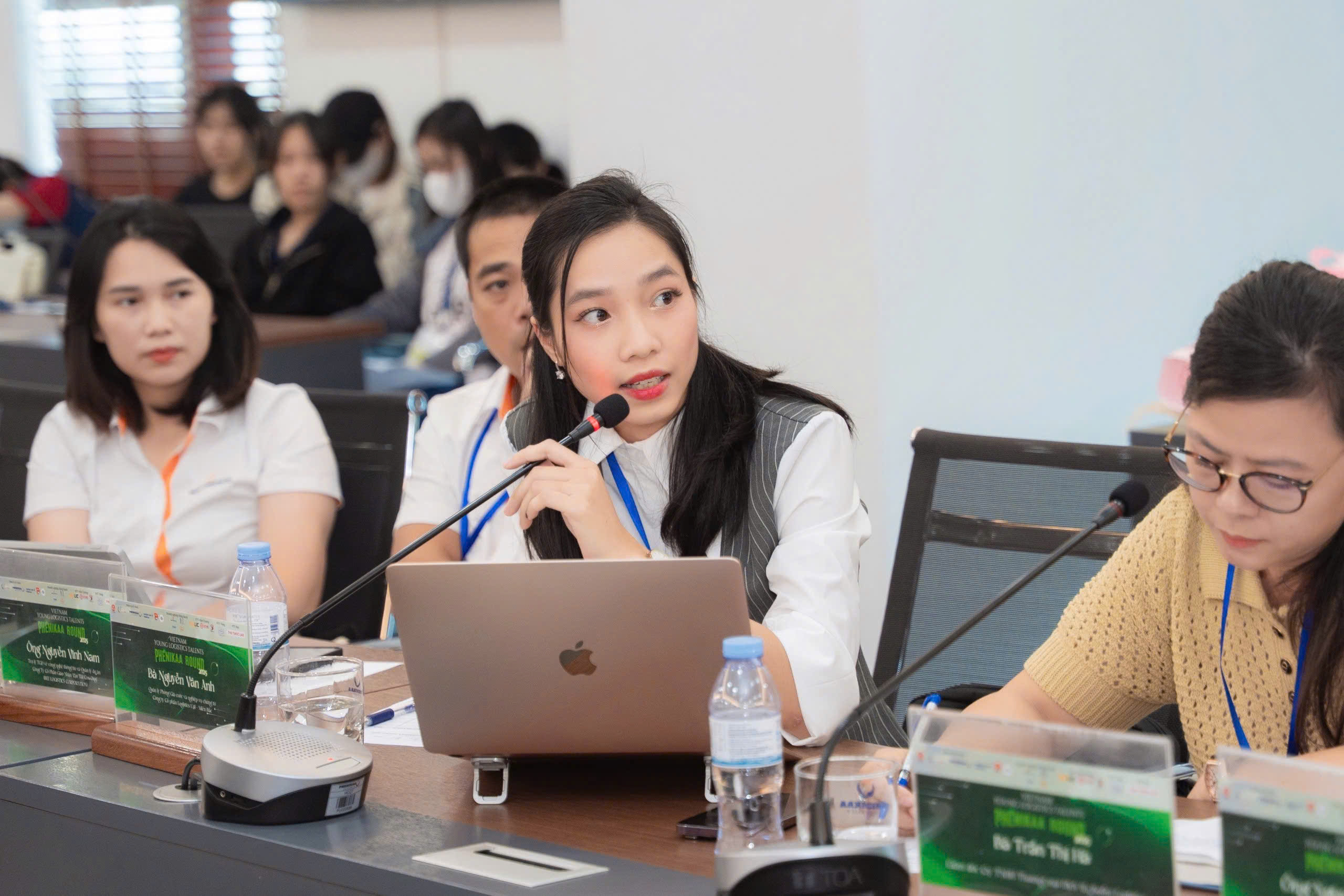 Trao đổi tại Vietnam Young Logistics Talents 2025